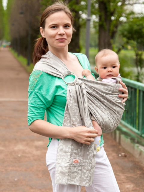 Sling-s-kolcami-Tokio-1