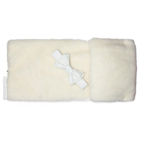 Зимний конверт для новорожденных на выписку на овчине "White" Зимний конверт для новорожденных на выписку на овчине "White"