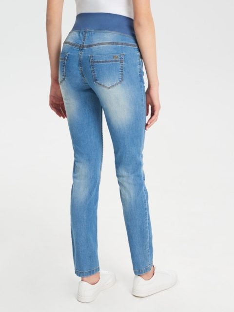 dzhinsy-dlya-beremennykh-pod-zhivot-mirra-svetliy-denim2