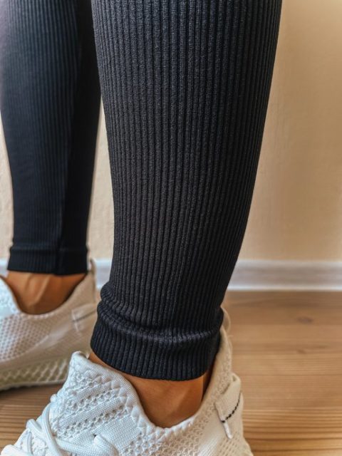 leginsy-dlya-beremennykh-5824-v-rubchik-cherniy5