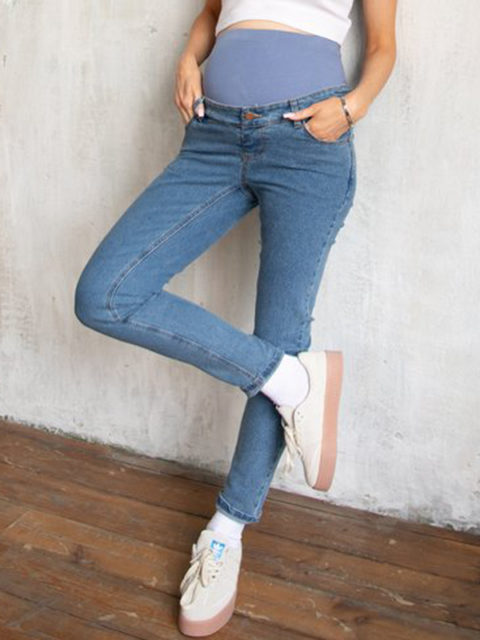 dzhinsy-dlya-beremennykh-boyfriend-310-temno-goluboy5